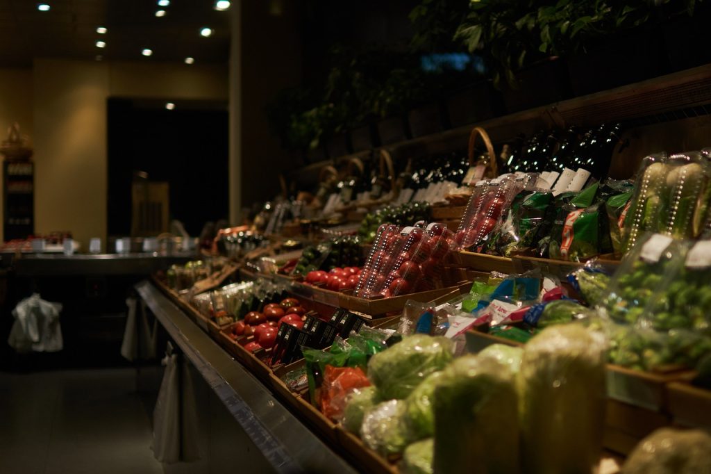 supermarket, shop, vegetables-4951863.jpg